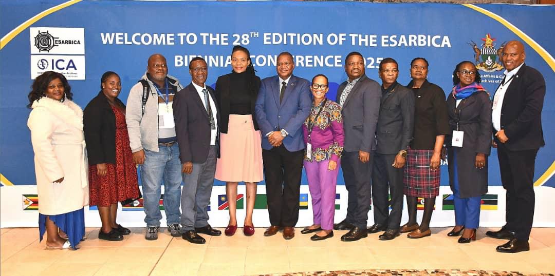O Director do AHM participa na XXVIII Conferência Bienal do ESARBICA
